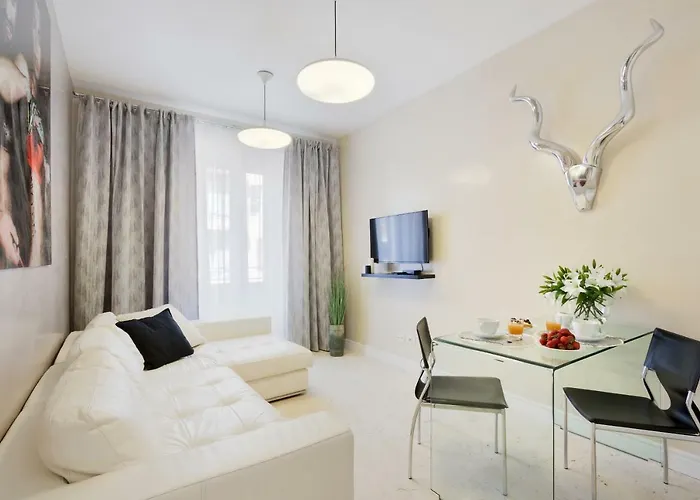 Апартаменты Petra Apartments